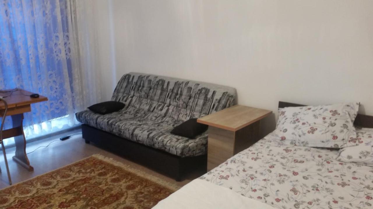 Eapartment Bukarest Exteriör bild